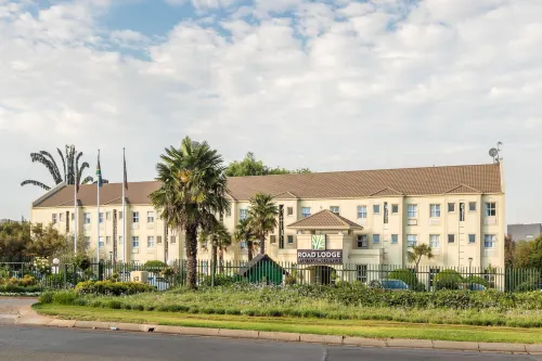 Road Lodge Isando Hotels in Germiston