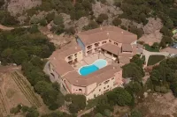 Hotel Monti di Mola