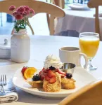 The Alpine House - breakfast