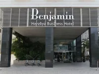 Benjamin Business Hotel Hotels near HaTzuk Beach