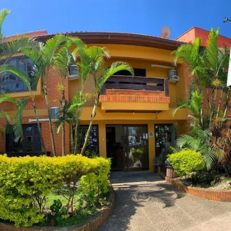 Ferrujão Pousada e Restaurante