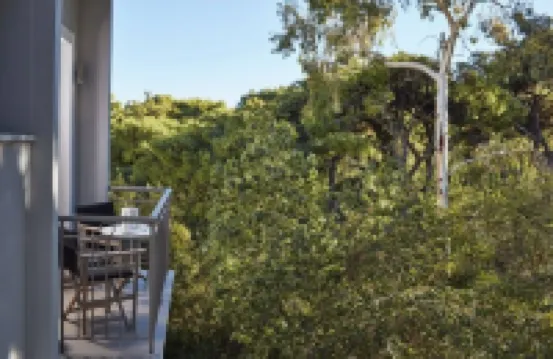 The Gardens Gallery Hotel