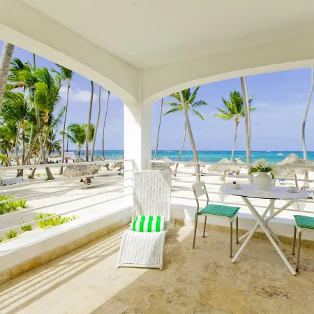 Prime Ocean View Punta Cana Apartments - 3-Bedroom Getaway with Private Terrace on Bávaro Beach