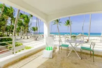 Prime Ocean View Punta Cana Apartments - 3-Bedroom Getaway with Private Terrace on Bávaro Beach