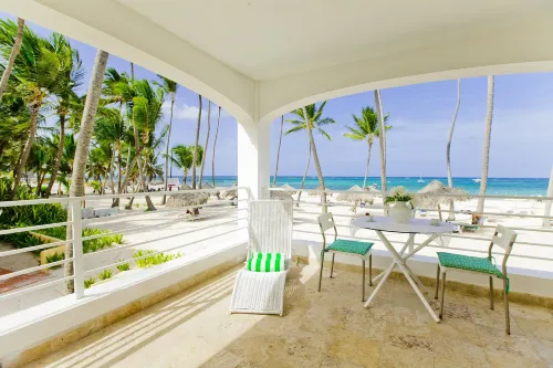 Prime Ocean View Punta Cana Apartments - 3-Bedroom Getaway with Private Terrace on Bávaro Beach - 4-Star
