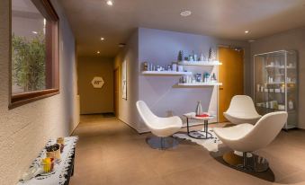 Royal Ours Blanc Boutique Hôtel & Spa
