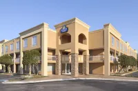 Days Inn by Wyndham Greenville Các khách sạn ở Greenville