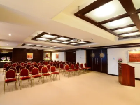 Raouché Arjaan by Rotana Hotels in Beirut