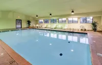 Hawthorn Suites by Wyndham Midwest City Tinker AFB Các khách sạn ở Midwest City
