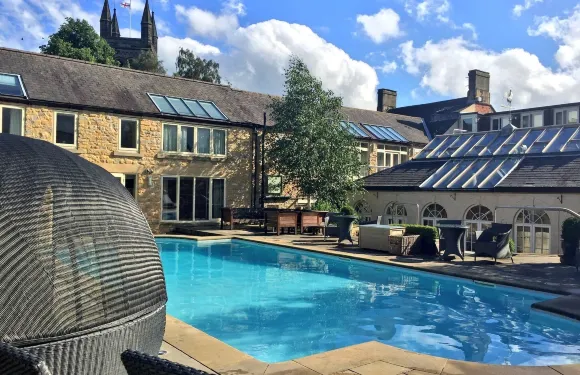 費弗舍姆阿姆斯酒店及韋伯納水療中心