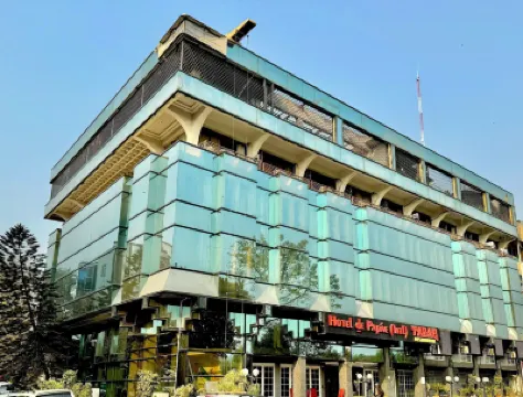 Hotel de Papae Hotels near Pakistan National Council of Arts (PNCA)