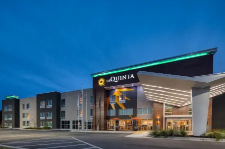 La Quinta Inn & Suites by Wyndham Perry