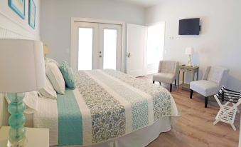 Darien Waterfront Inn