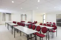 Golden View Serviced Apartments - Апартаменты