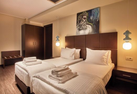 Athens Way Pop Art Hotel