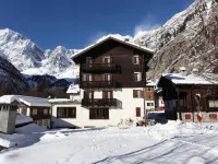 Hotel Signal Hotels in Macugnaga