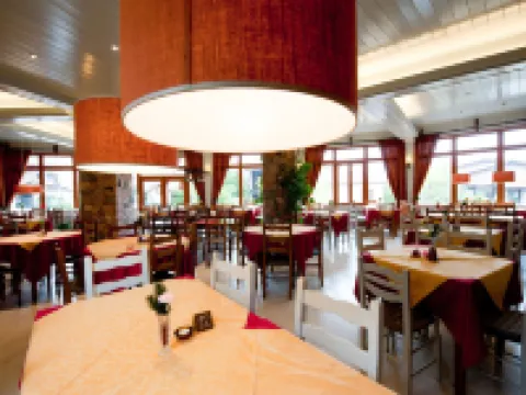 To Balkoni Tis Agorianis Hotels in Eptalofos