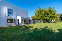 All About Villa Jori