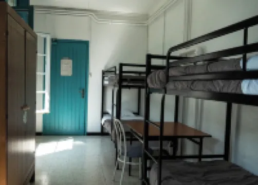 Auberge de Jeunesse HI Arles Hotels in 