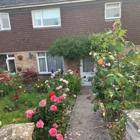 2-Bed House Sleeps 4 - Enclosed Garden - Tv & WiFi