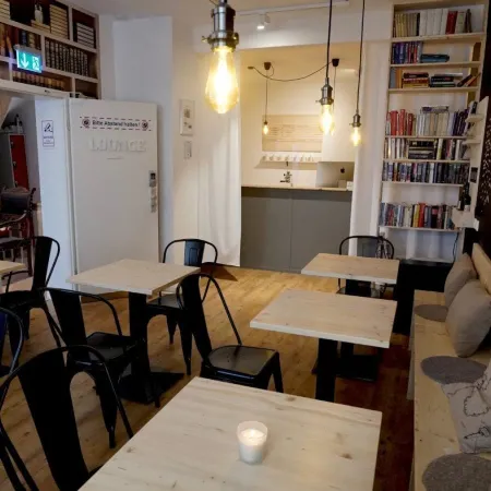 Old Kings Design Hostel