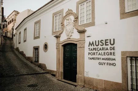 Apartment in Semeador Отели рядом с достопримечательностью «Igreja Matriz de Monte da Pedra»