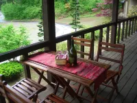 Shikitei Hotels in Oshino