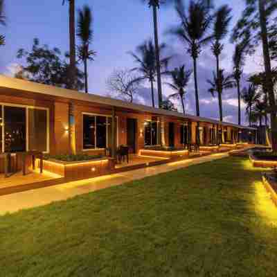 Coco Bliss by Mauli Stays Hotel Exterior