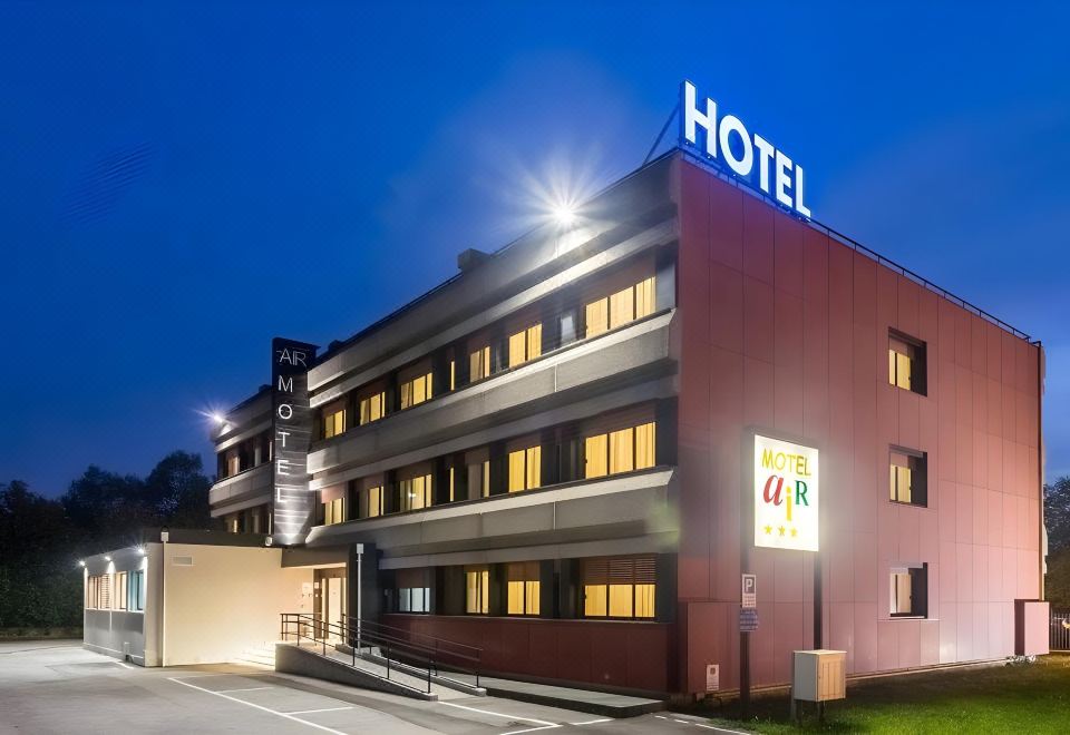 4. 호텔 에어모텔..