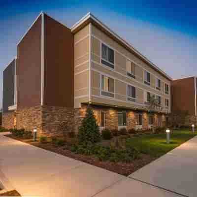 Fairfield Inn & Suites Plymouth White Mountains Hotel Exterior