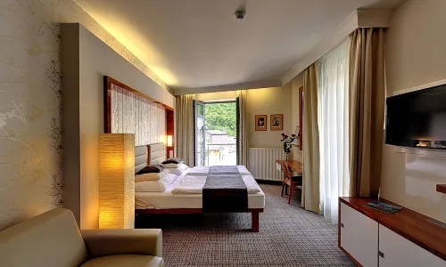 St. Joseph Royal Regent