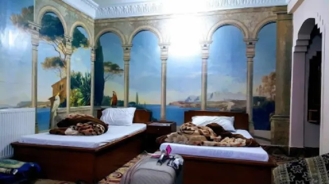 Hotel Qasr-e-Naz Hotels in 
