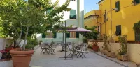 Il Giardino dei Limoni Room & Apartments - 家庭旅館