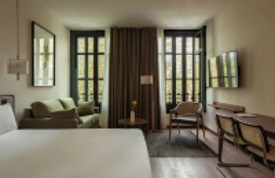 Batimont Suites Hotels near Bilbao Abando Station