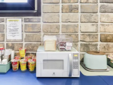 Paradise Hotel 利川市のホテル