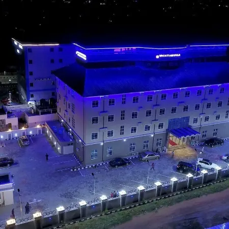 Vacation Villa Hotel and Suites