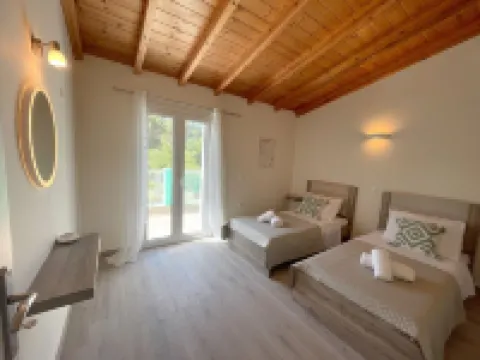 Magellanos Mint House- Kinopiastes