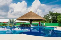 HOTEL ROYAL GARDEN TUXPAN - 泳池
