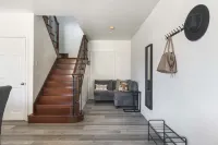Chic & Cozy Home - Perfect Southern California Getaway Hotel di South San Gabriel