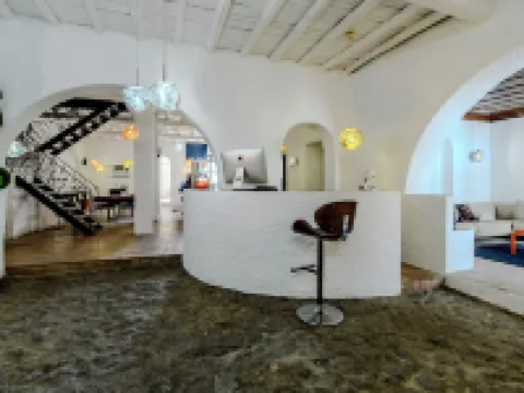 BO House & Hairshop Hotels in Estombar
