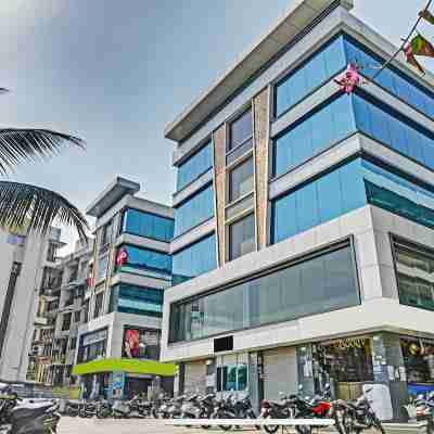 Hotel Santeria Inn, Best Luxurious Hotel AC Rooms in Surat Hotel Exterior