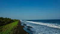 Villas Le Suisse Monterrico - Beach