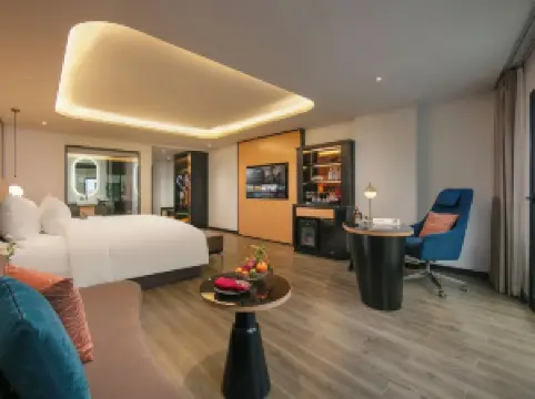 Aurora Oriental Hotel