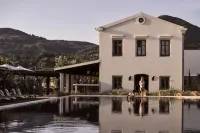 The Olivar Suites Hotel in zona Halikounas Beach