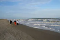 Days Inn by Wyndham Cocoa Beach Port Canaveral - Beach