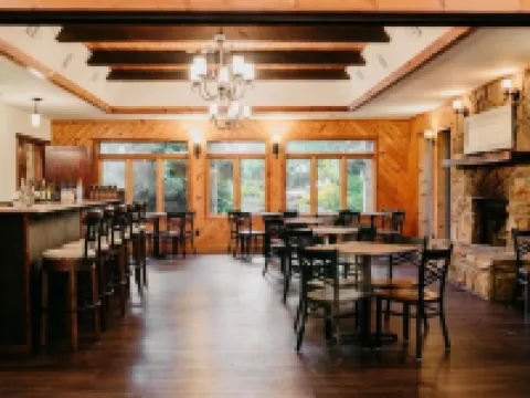 Sylvan Valley Lodge & Cellars Hotels in White County