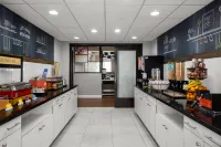 Hampton Inn & Suites Ft. Lauderdale Airport/South Cruise Port - Aamiainen
