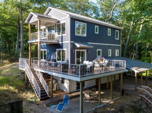 Private Beach Access and Lake Michigan Views - Tranquil Haven Hotels in Muskegon