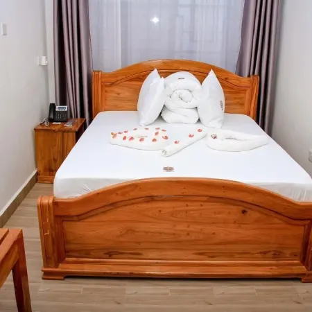 Wooden Haven Hotel