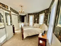 Shenandoah Views_All Suites_Spa tub_Near Caverns